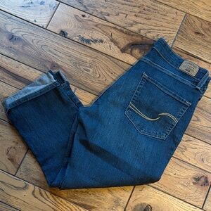 Signature by Levi Strauss Dark Blue Mid-Rise Capri Jeans